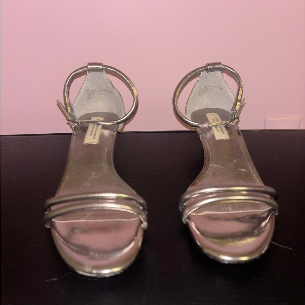 ANTONIO MELANI Silver Heeled Sandals size 7